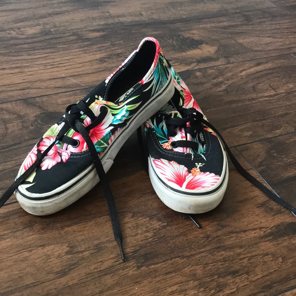 Floral Vans🌺